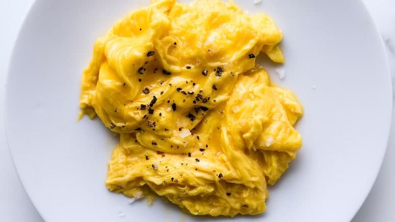 make creamy scrambled eggs using this simple trick