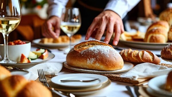 bread etiquette at parties